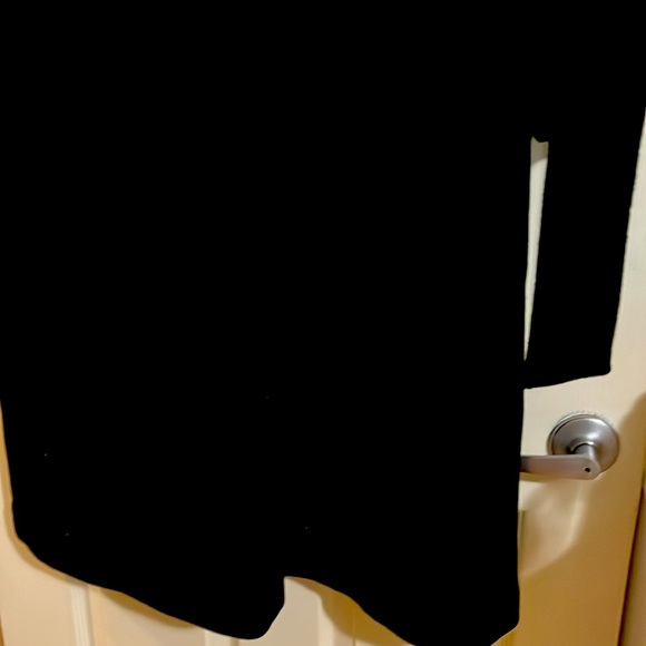 Club Monaco Woman’s Long Black Coat - Elegant never worn, no tags - Picture 8 of 10